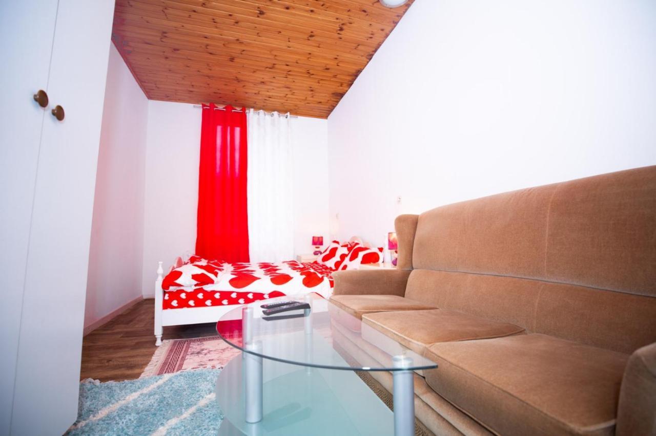 Agreable Chambre Sur Liege Avc Parking Et Wifi Gratuit Εξωτερικό φωτογραφία